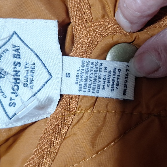 NWT St John's Bay orange all weather coat, with pockets. - Picture 8 of 12